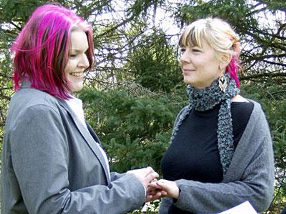 Philippa-and-ingerx400_0