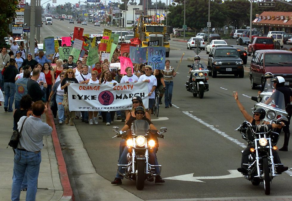 photo gallery Dyke Marches Dykes on Bikes worldwide through history