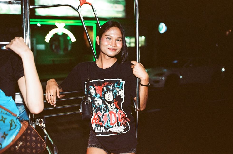 photo gallery Elizabeth Waterman Equality on the Horizon for Thailands Ladyboys follow up story