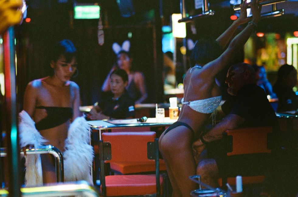 photo gallery Elizabeth Waterman Equality on the Horizon for Thailands Ladyboys follow up story