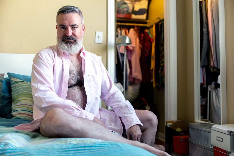 photo gallery Elska Magazine visits gay men in Los Angeles California USA