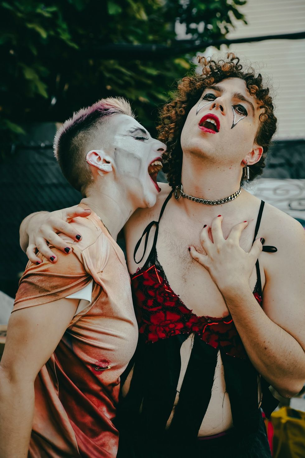 photo gallery Full Moon Drag troupe anti Zionist Jewish queer artists HOT 2 ROT Sukkot Drag Spectacular outside community garden Brooklyn NY