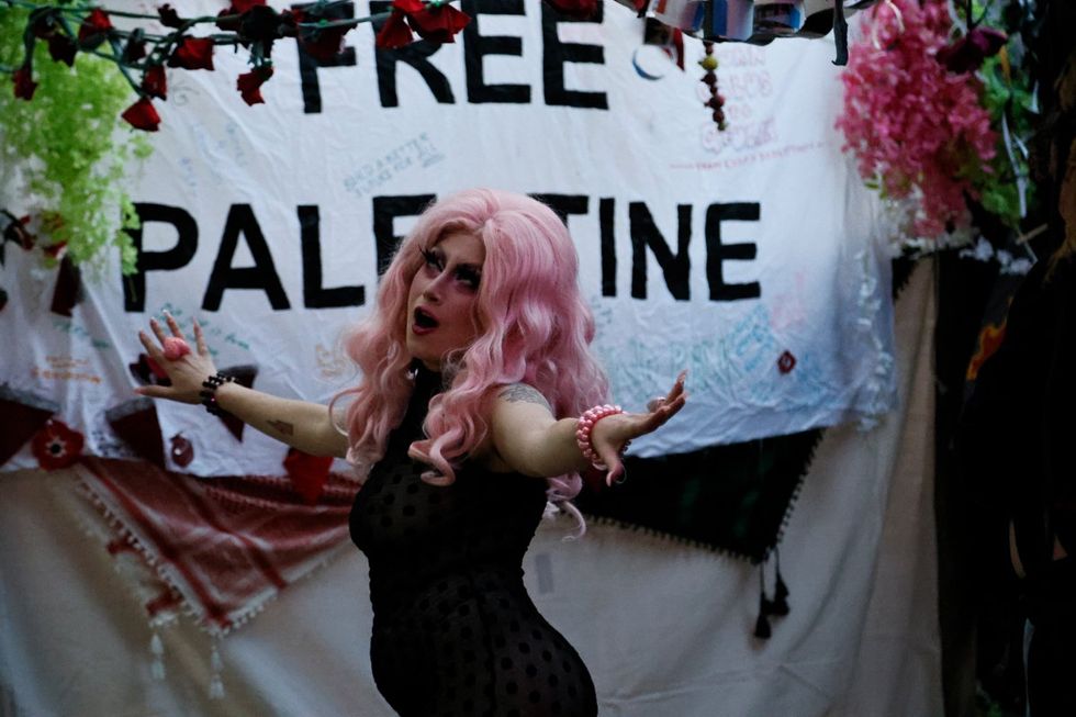 photo gallery Full Moon Drag troupe anti Zionist Jewish queer artists HOT 2 ROT Sukkot Drag Spectacular outside community garden Brooklyn NY