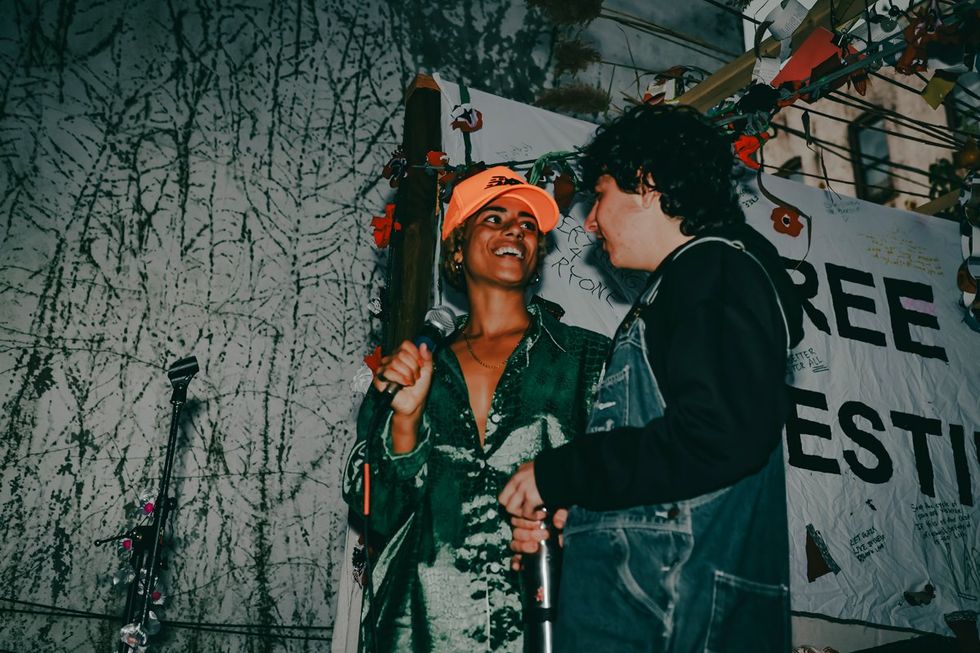 photo gallery Full Moon Drag troupe anti Zionist Jewish queer artists HOT 2 ROT Sukkot Drag Spectacular outside community garden Brooklyn NY