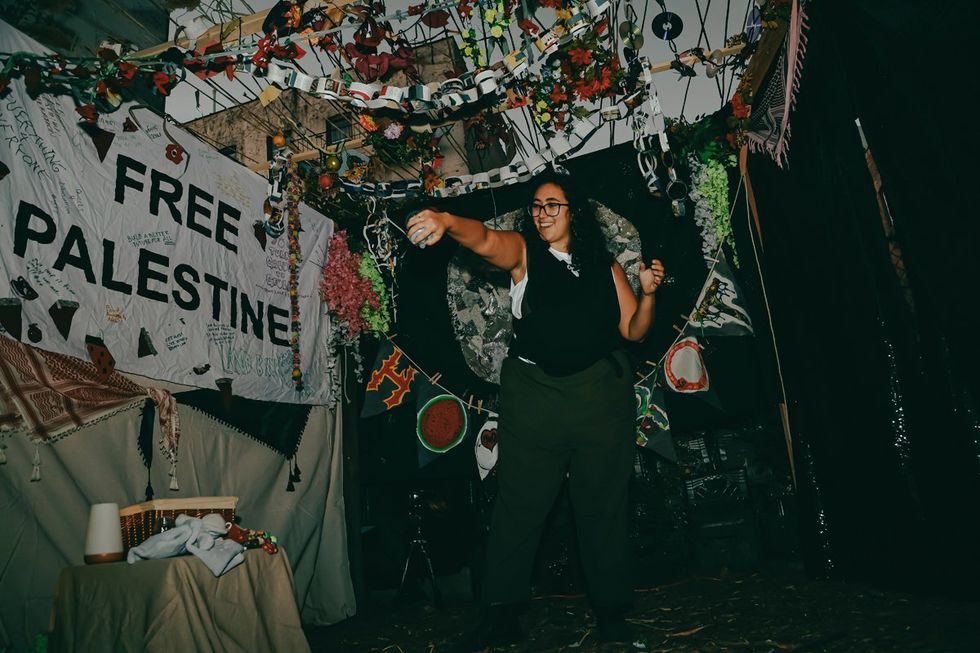 photo gallery Full Moon Drag troupe anti Zionist Jewish queer artists HOT 2 ROT Sukkot Drag Spectacular outside community garden Brooklyn NY