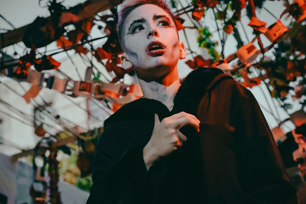 photo gallery Full Moon Drag troupe anti Zionist Jewish queer artists HOT 2 ROT Sukkot Drag Spectacular outside community garden Brooklyn NY