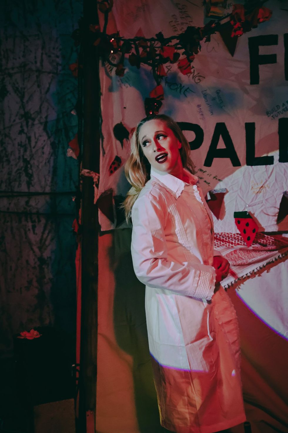 photo gallery Full Moon Drag troupe anti Zionist Jewish queer artists HOT 2 ROT Sukkot Drag Spectacular outside community garden Brooklyn NY