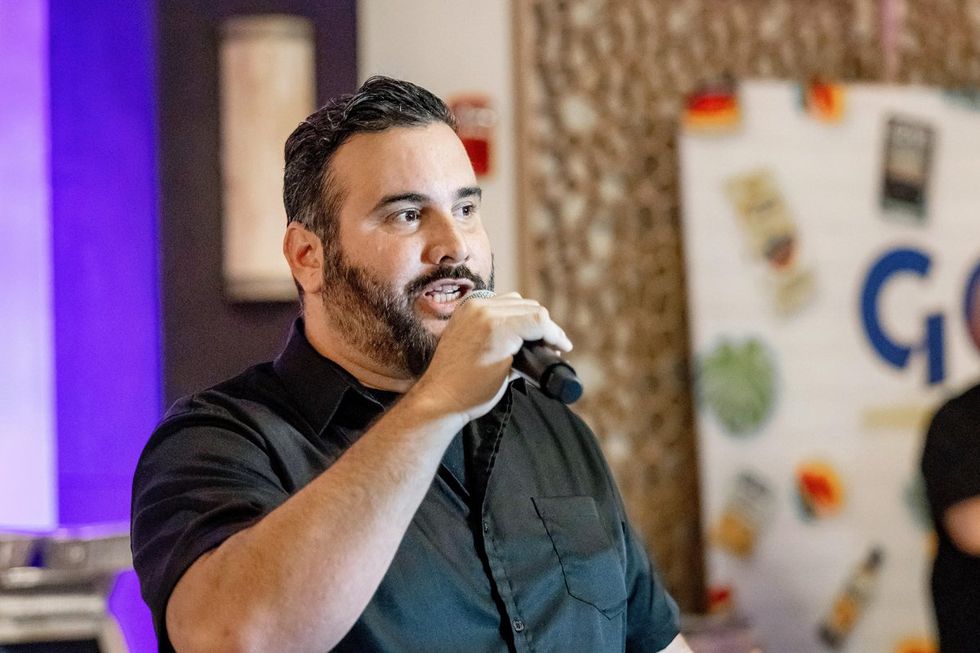 Photo Gallery of Easterseals South Florida's 33rd Annual Festival of Chefs - \u200bChef Jos\u00e9 Mend\u00edn from Pubbelly, Casa Isola, June Burgers