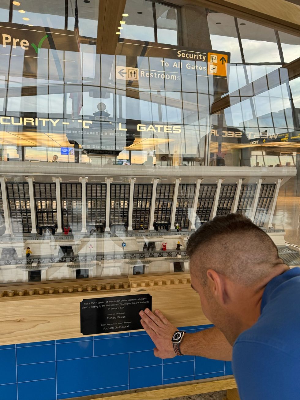 photo gallery Richard Paules Lego Master famous landmarks Dulles Airport Washington DC