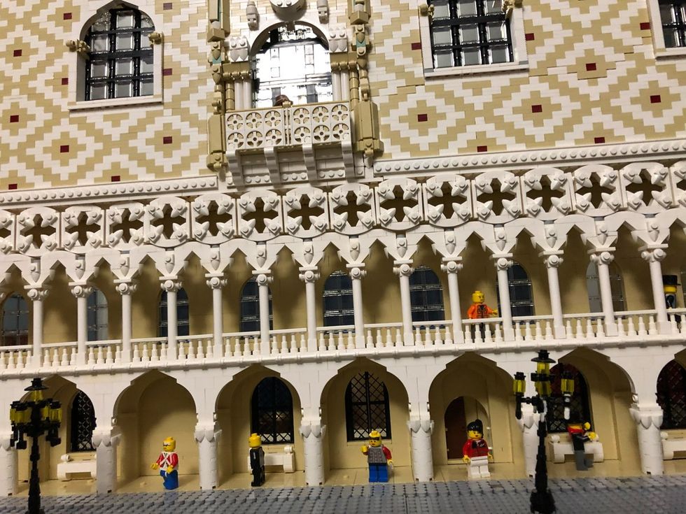 photo gallery Richard Paules Lego Master famous landmarks Piazza San Marco Italy