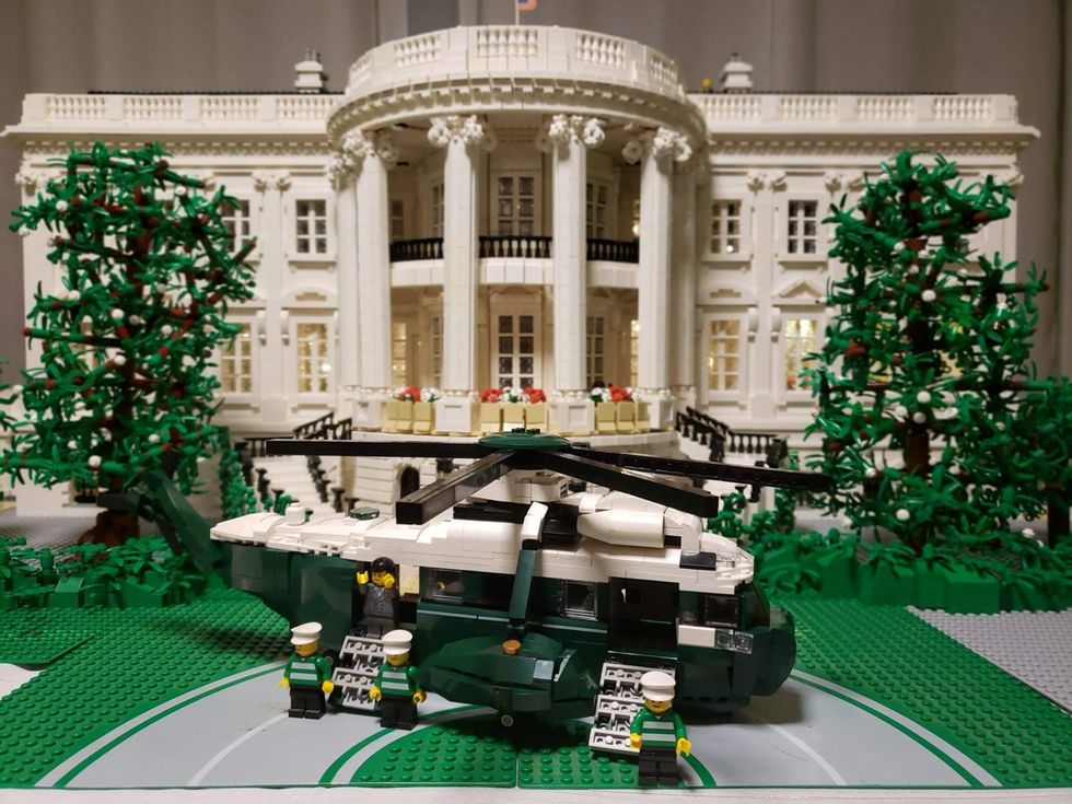 photo gallery Richard Paules Lego Master famous landmarks The White House Washington DC