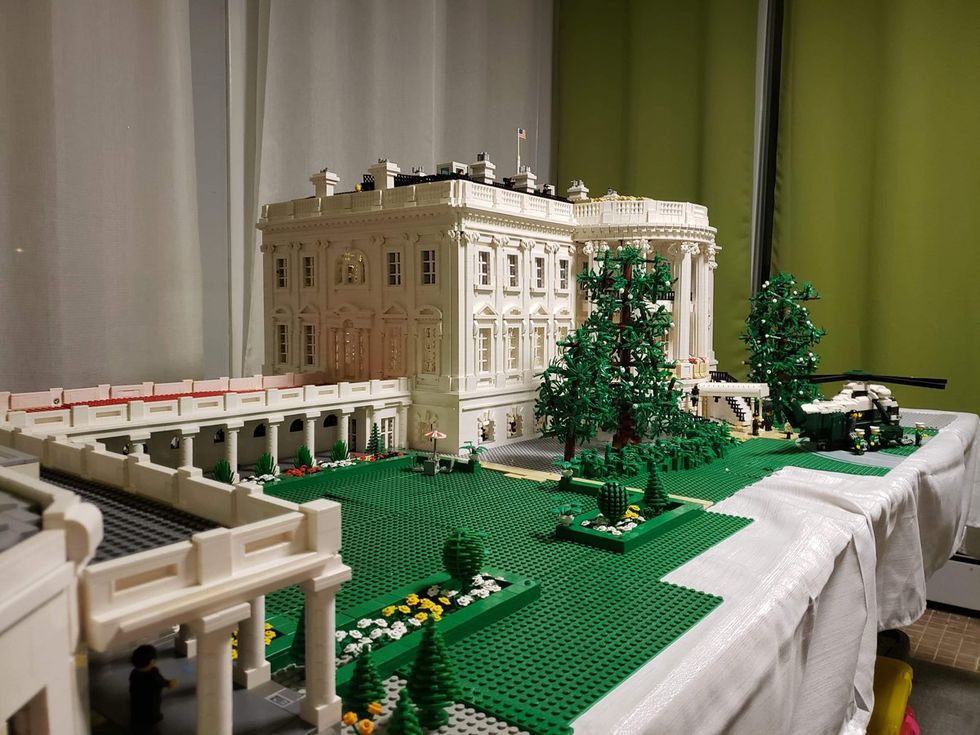 photo gallery Richard Paules Lego Master famous landmarks The White House Washington DC