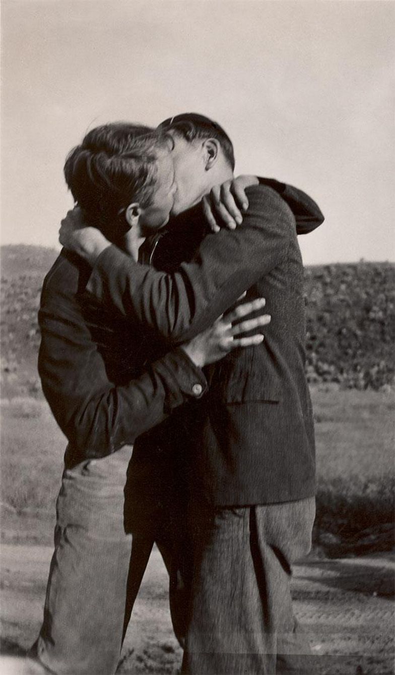 13 Historic Photos of Men in Love, 1850s to 1950s