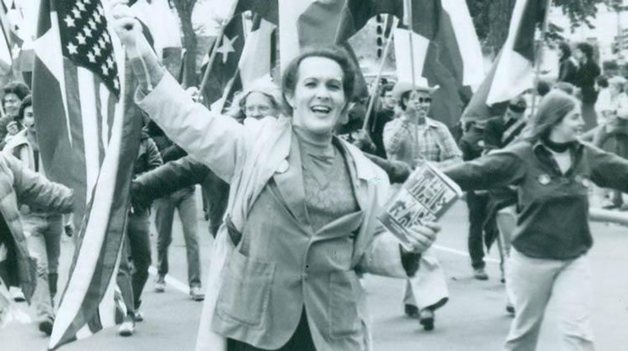 Phyllis Frye leads the Texas contigent at the March on Washington