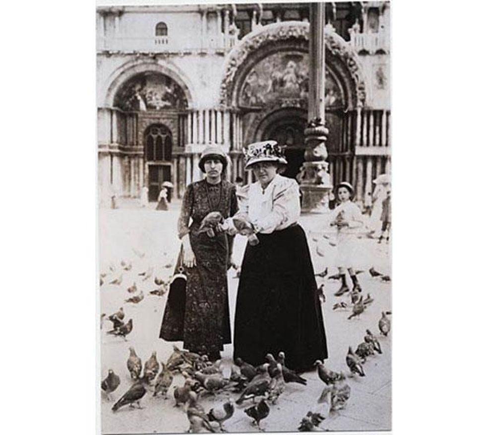 Piazza-san-marco-venice-circa-1908x633_0