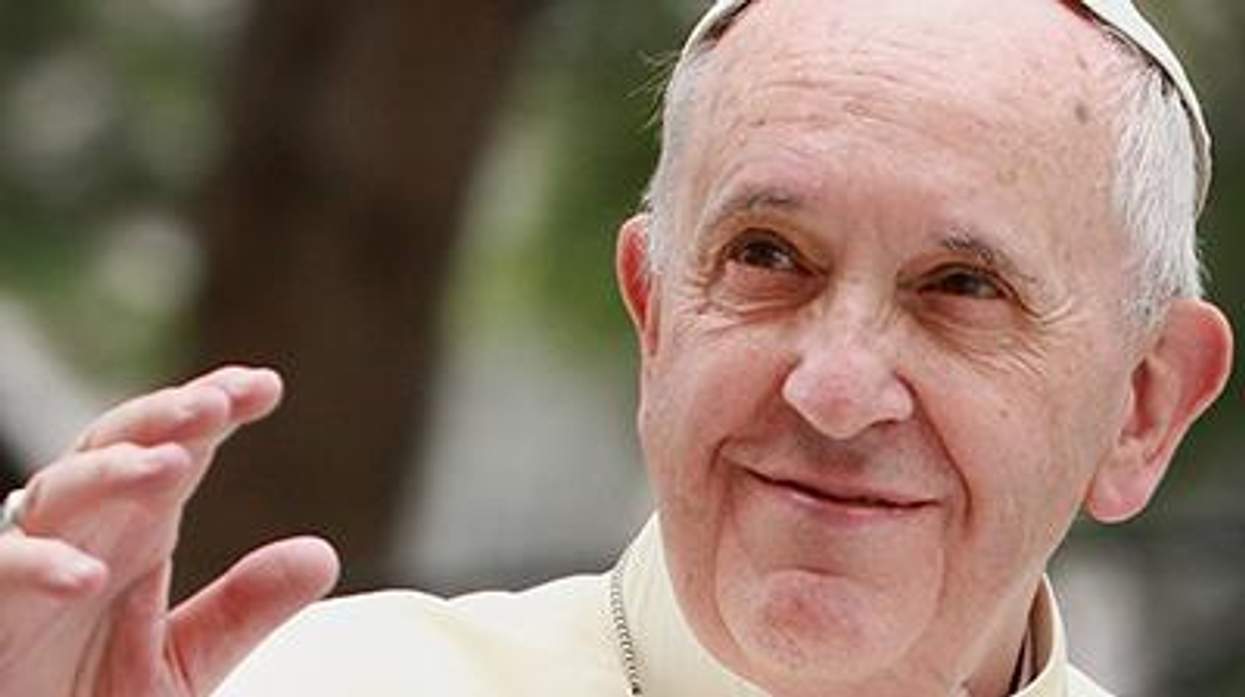 Pope-francis-manila-x400