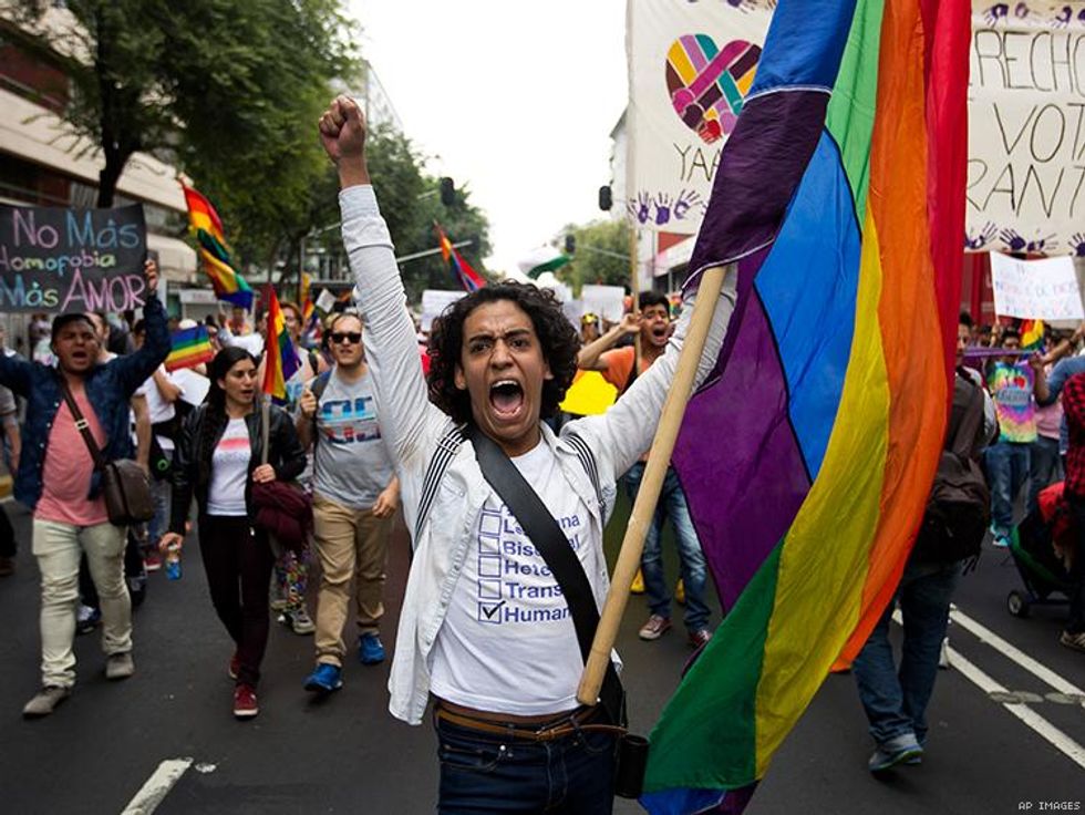 Pro-gay-mexico-750