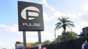 Orlando tears down ‘horrific’ Pulse sign. Survivor Brandon Wolf says it once meant safety