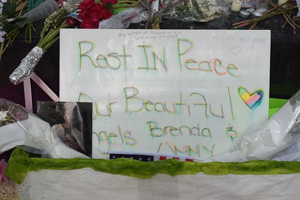 Pulse Shooting Memorial In Orlando 33