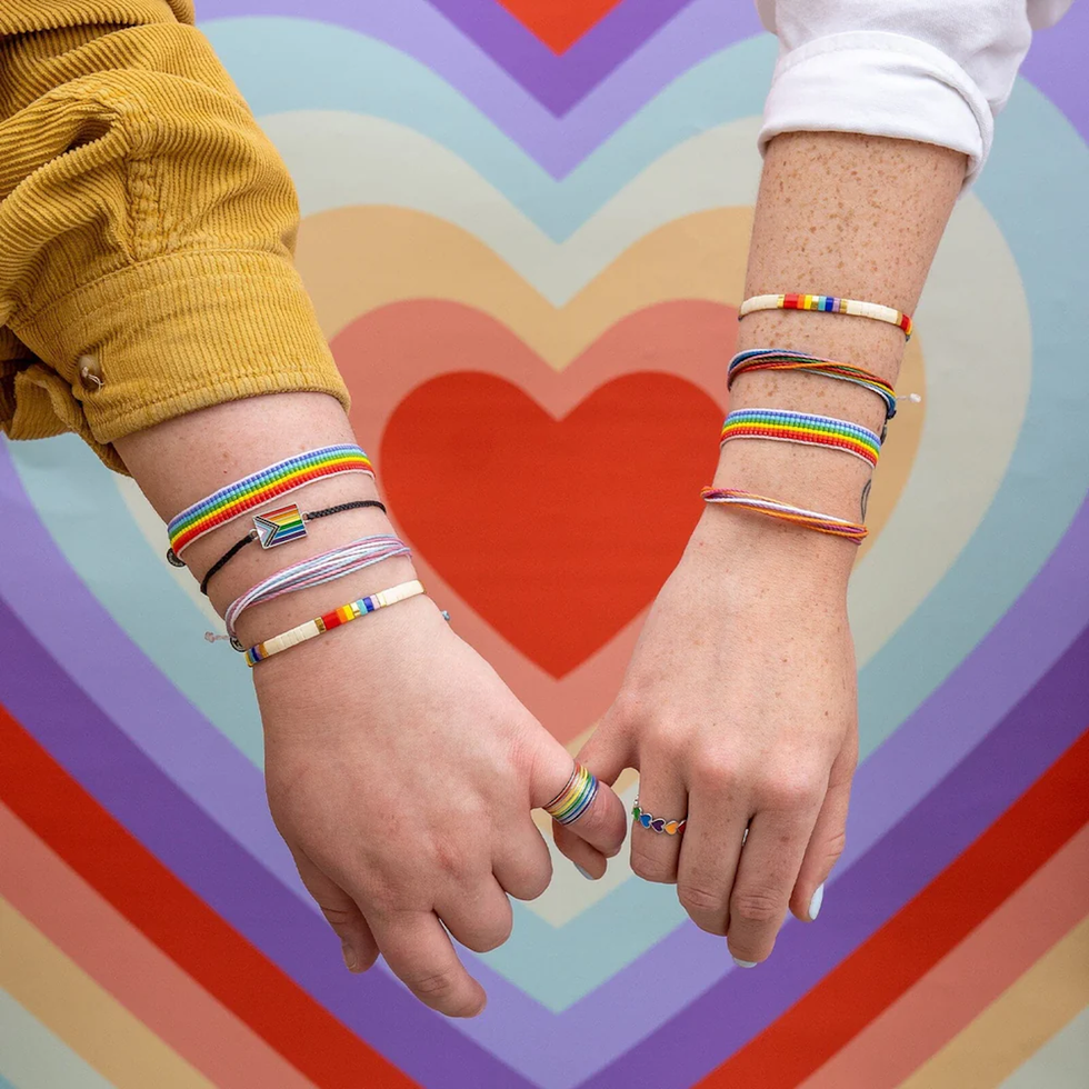 pura vida bracelets two hands pride