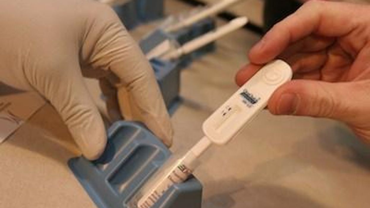 Rapid%20oral%20test%20400x_0