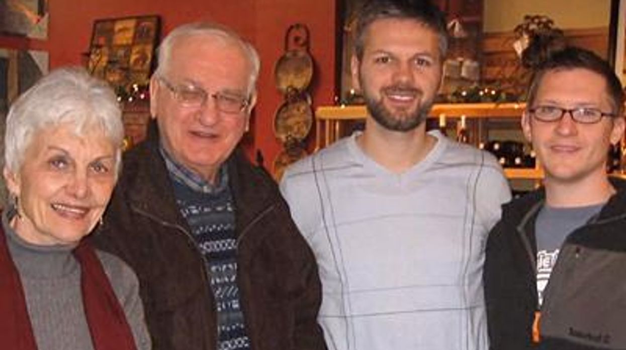 Reverend-gib-rossingand-bethx400