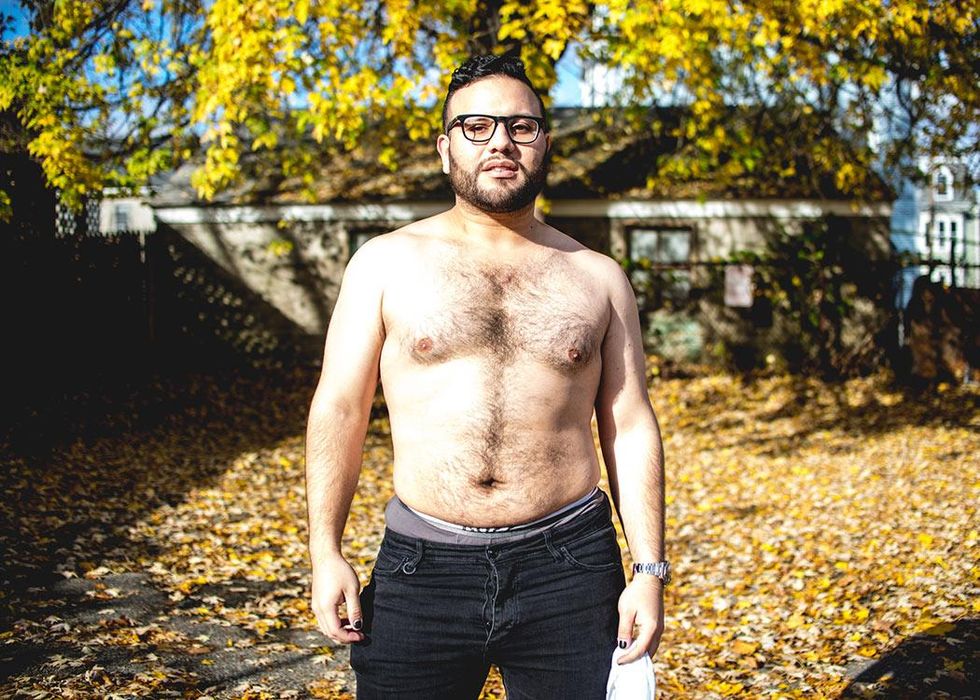 Ricardo lives in Rhode Island