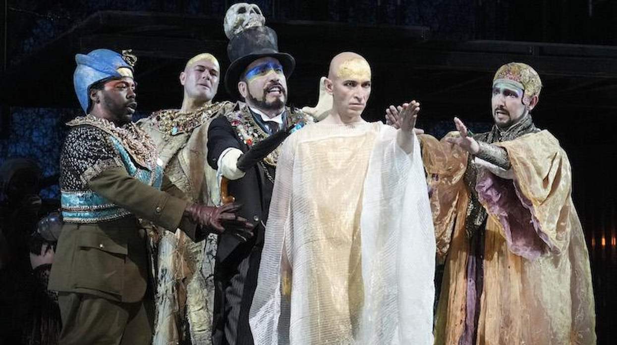Rihab Chaieb as Nefertiti and Anthony Roth Costanzo in the title role of Philip Glass's "Akhnaten."