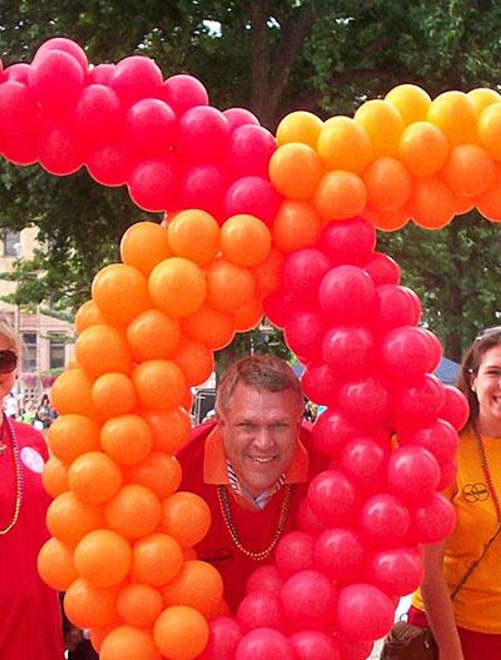 Rob-cropped_balloonsx400_0