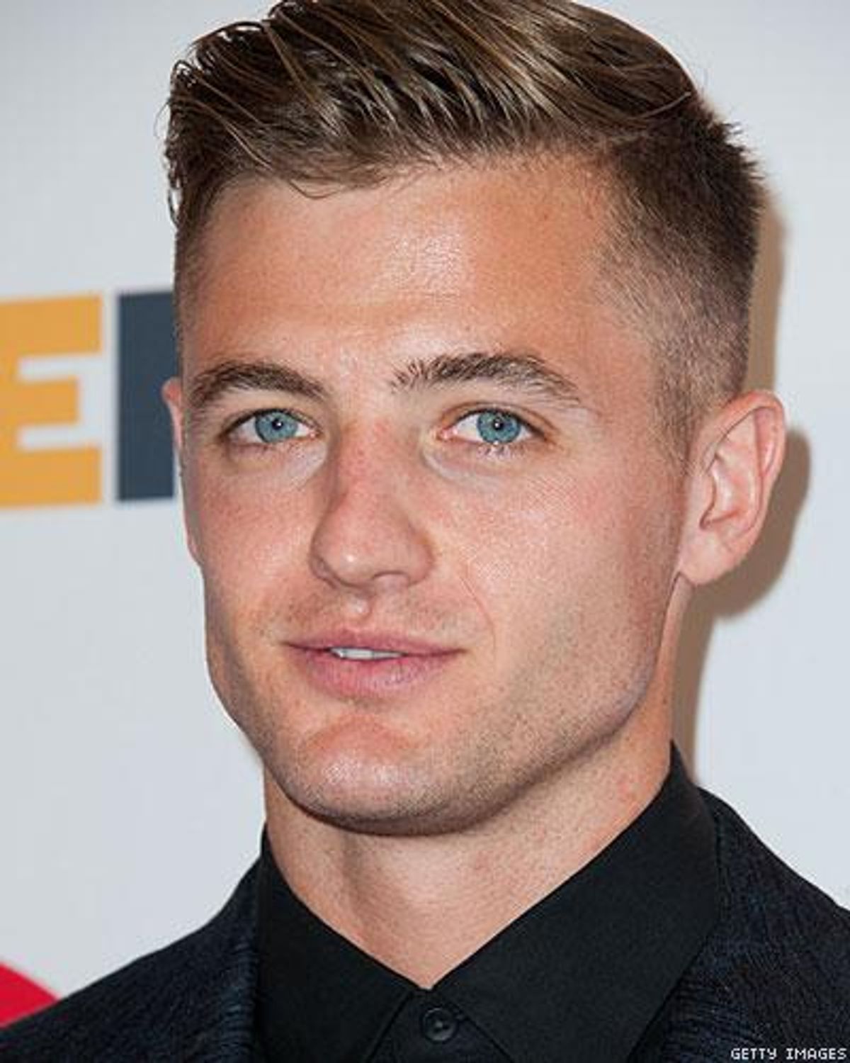 Soccer: Robbie Rogers Will Stay in Los Angeles