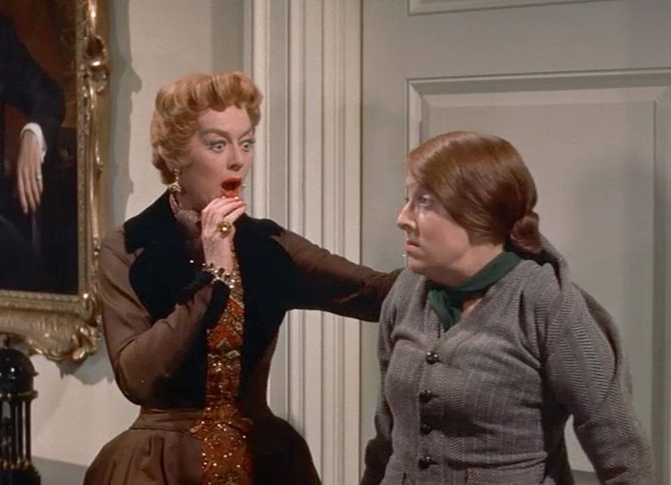 Rosalind Russell and Peggy Cass in Auntie Mame