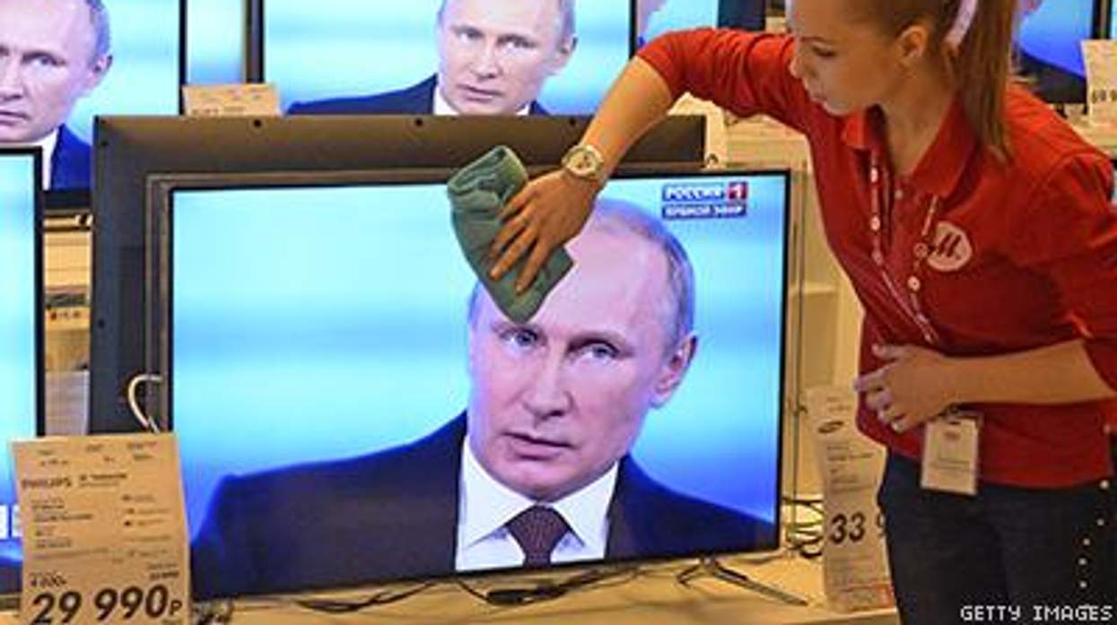 Russia-usa-gay-propaganda-x400