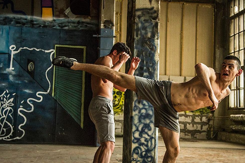 Russian-fight-club-by-alex-yocu-36