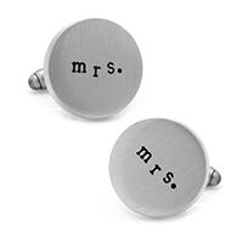 Same-sex-but-sexy-cufflinks_0