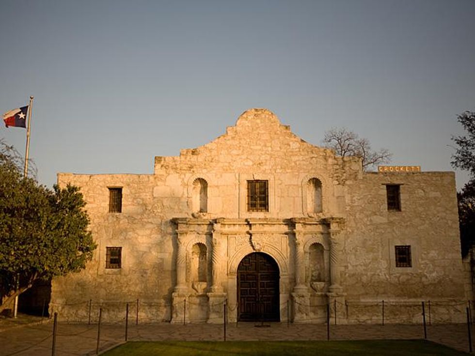 Sanantonio_alamox633_0