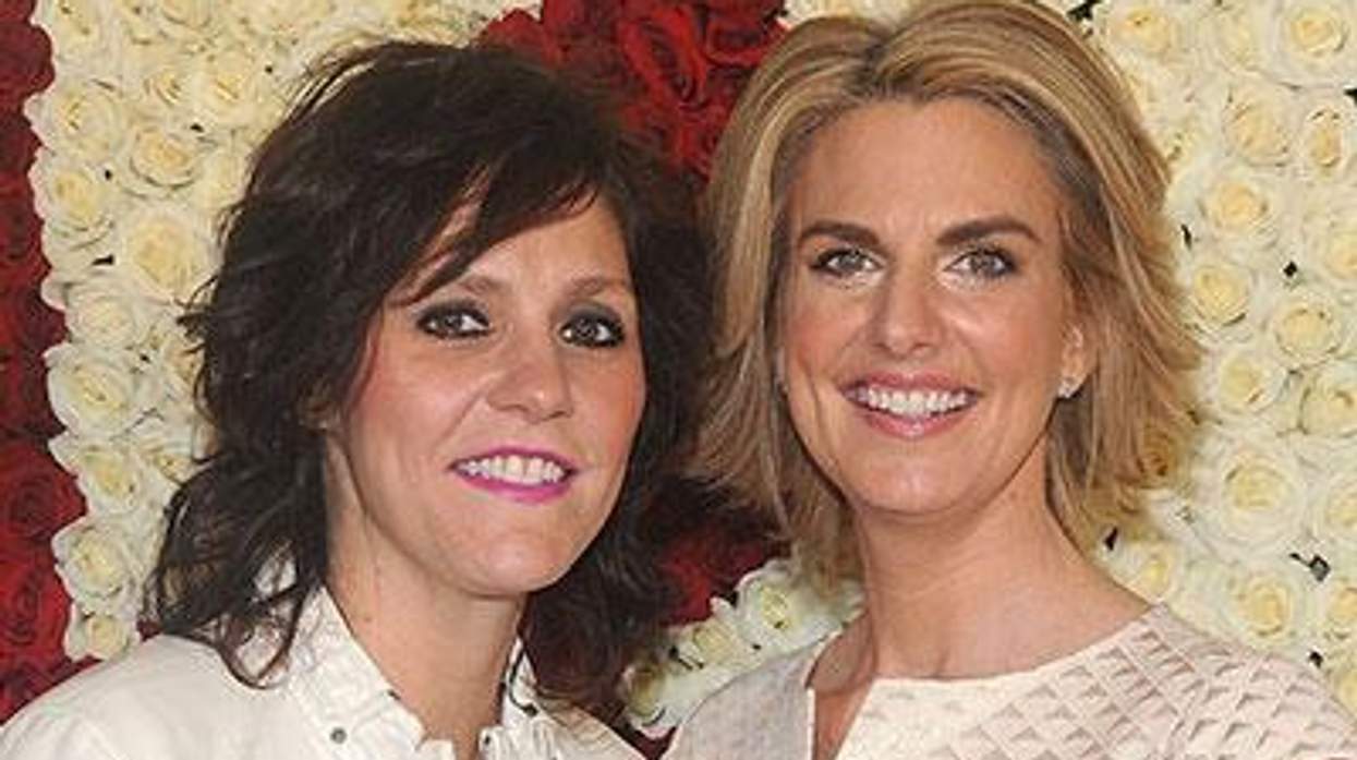 Sarah-kate-ellis-and-kristen-henderson-x400