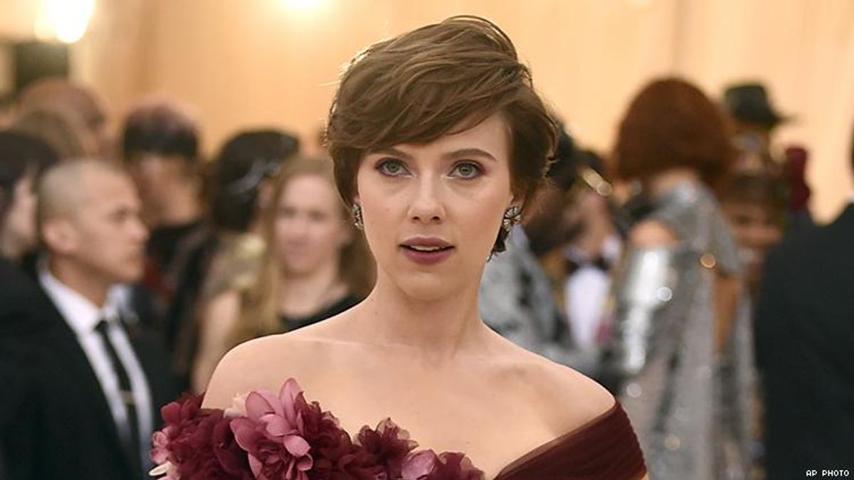 Scarlett Johansson Withdraws From Transgender Role In 'Rub & Tug'