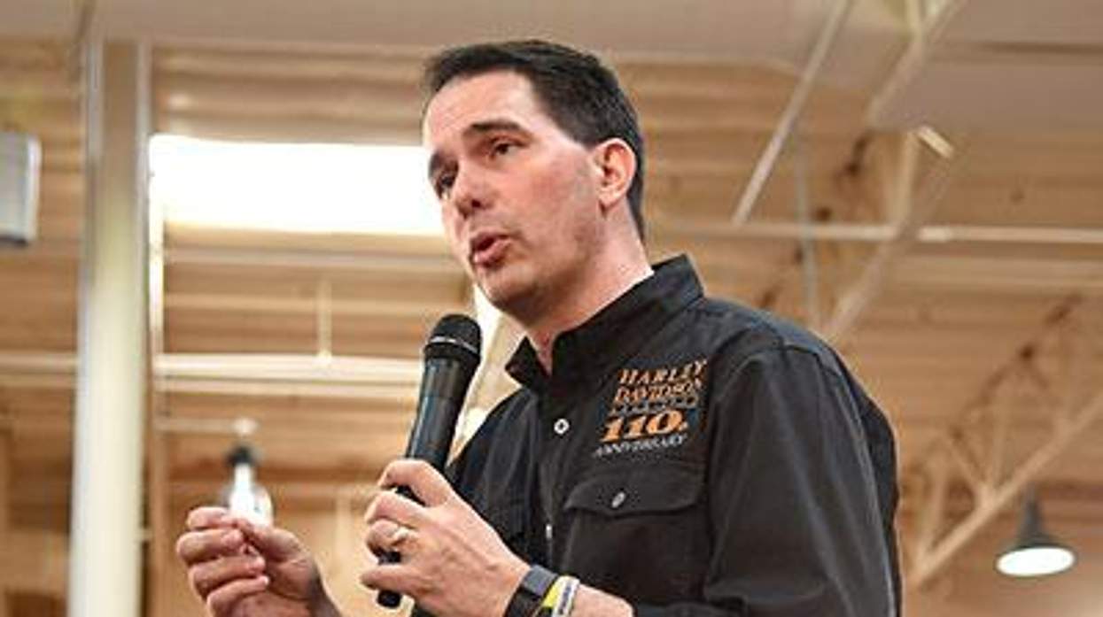 Scott-walker-x400_1
