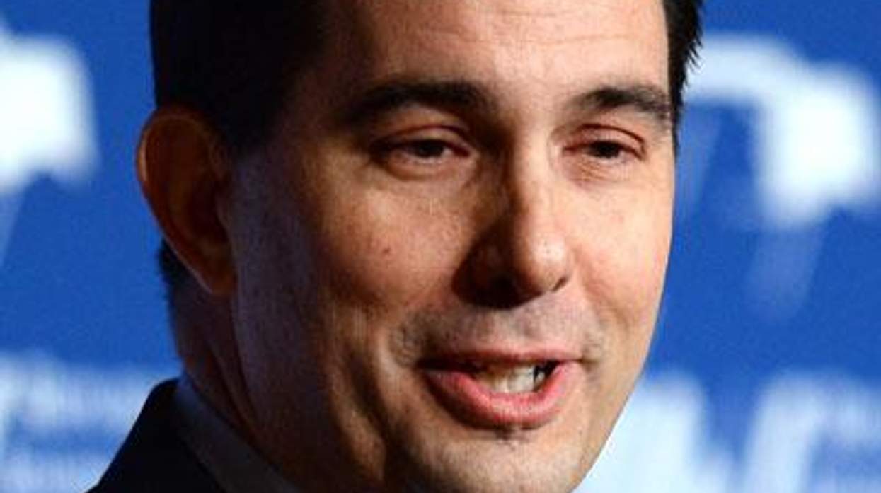 Scott-walker-x400