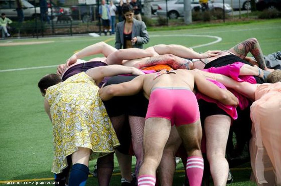 Seattlequake4_promdressx560_advocategayestcities