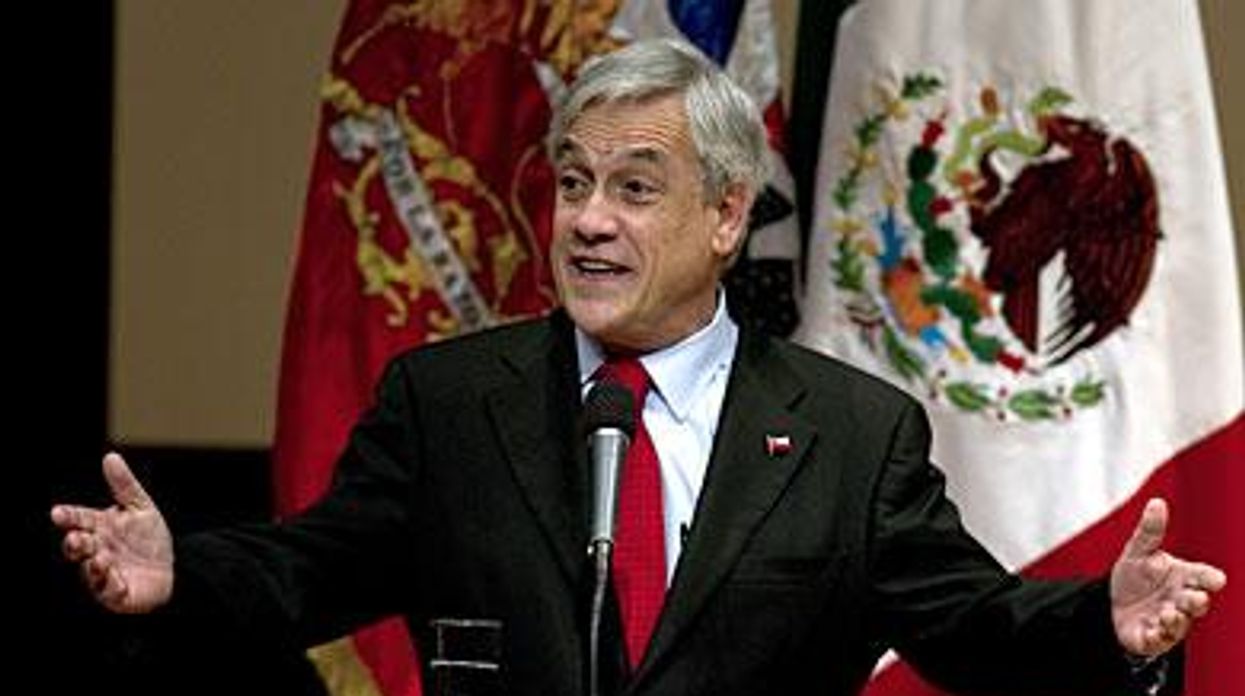 Sebastian_pinerax390_0