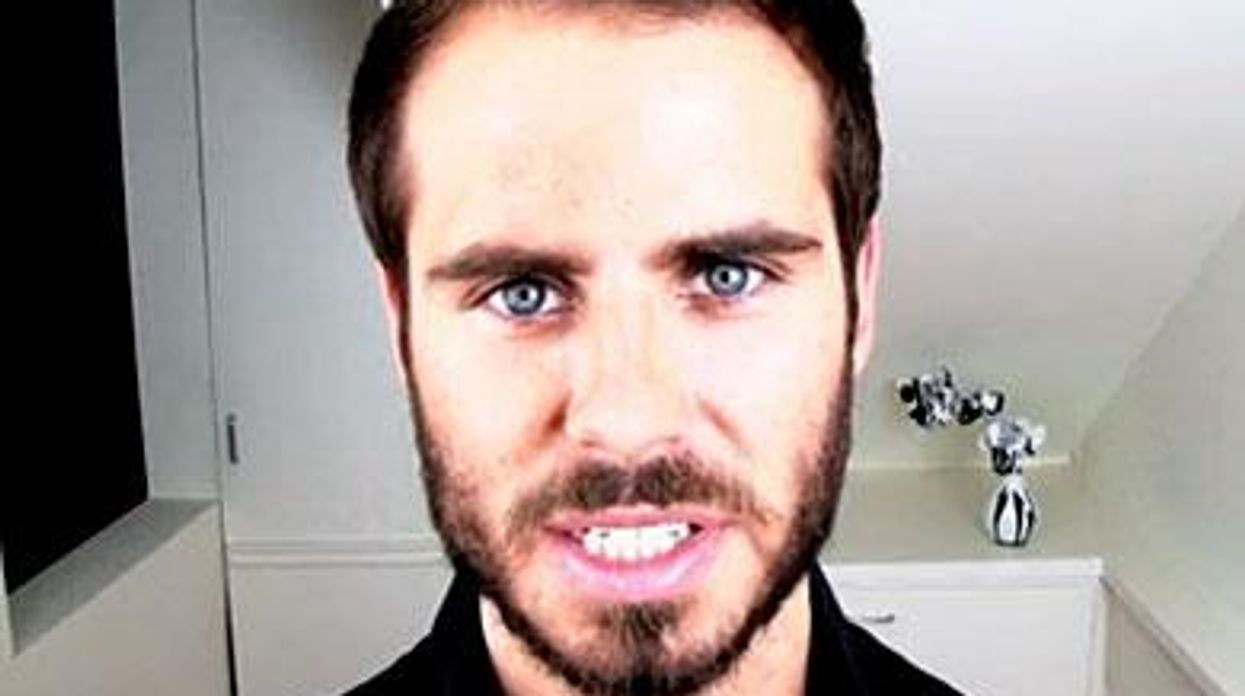 Second-class-citizenx390