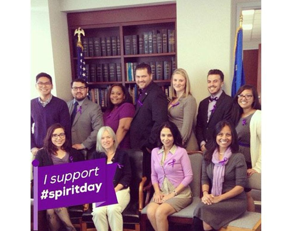 Senatorreid_officex633_0