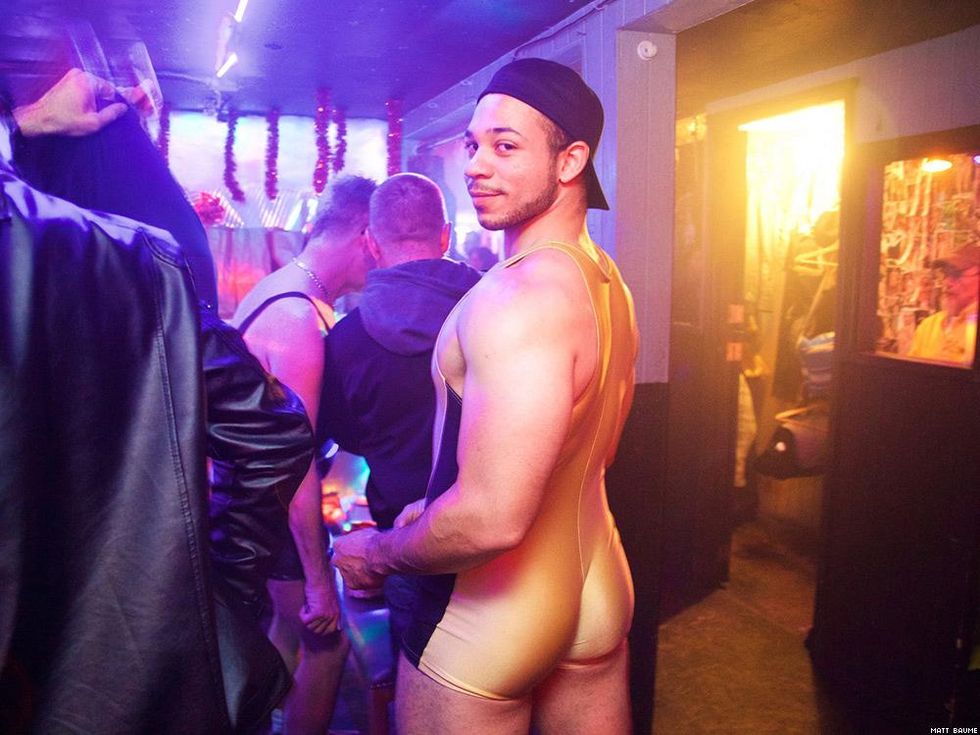 Sex and the Singlet Man