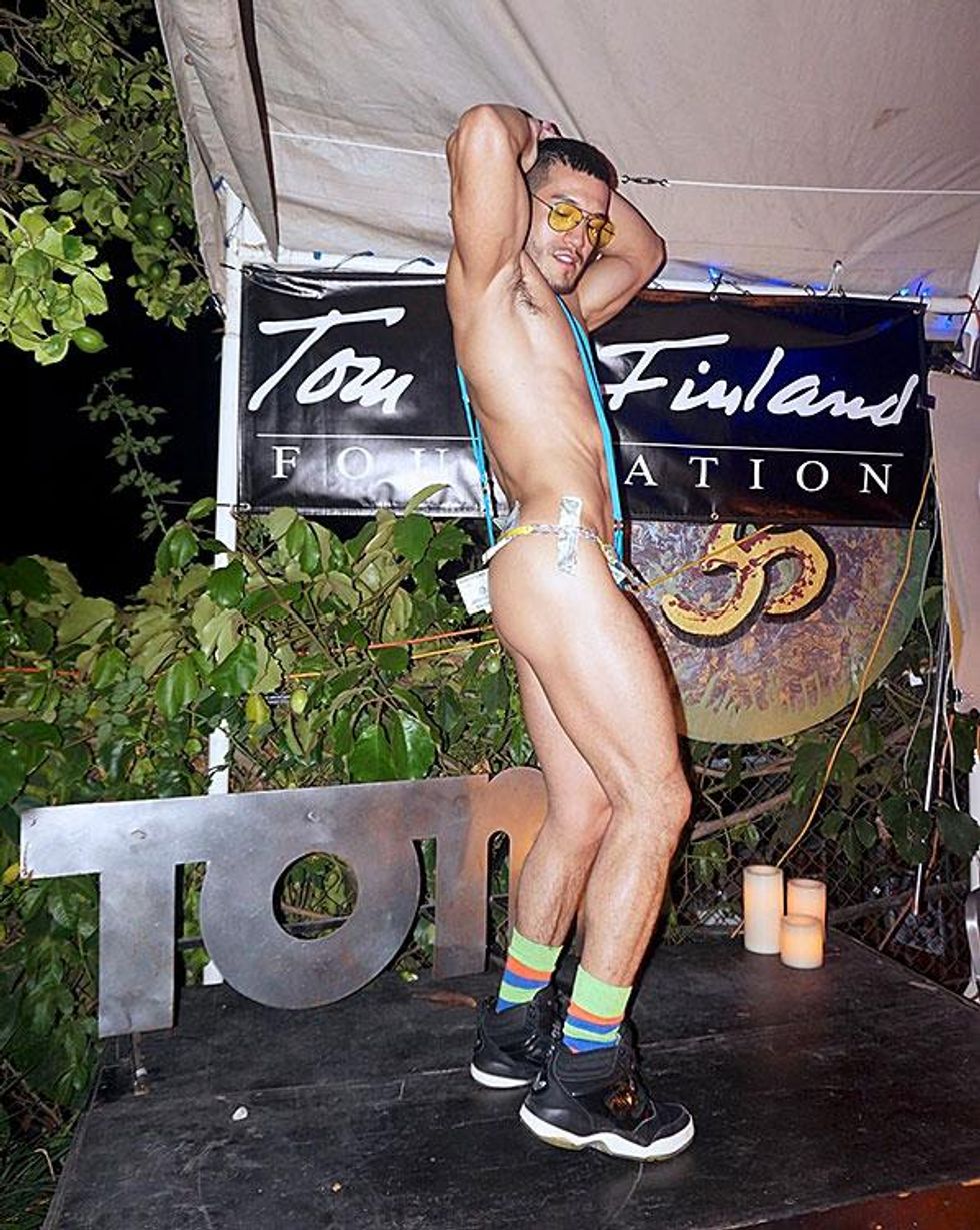 Signing up for the drawing classes today.