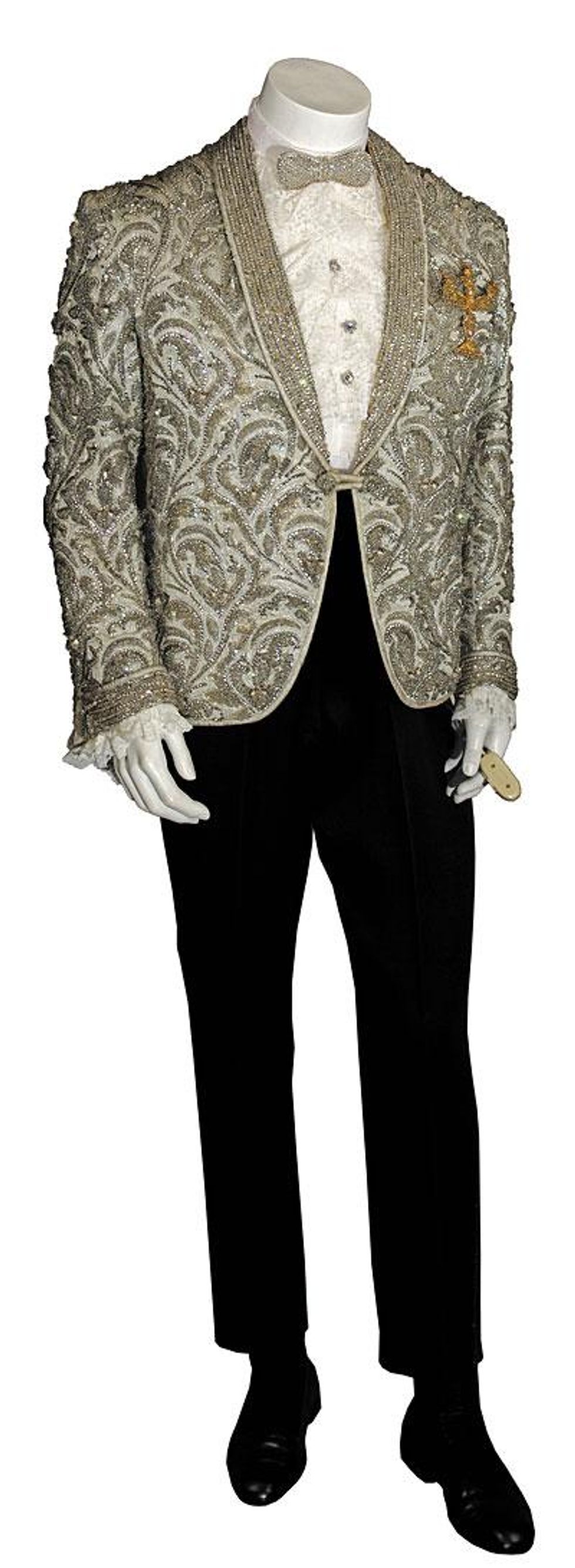 Silver-beaded-jacket-with-electric-candlebrax400_0