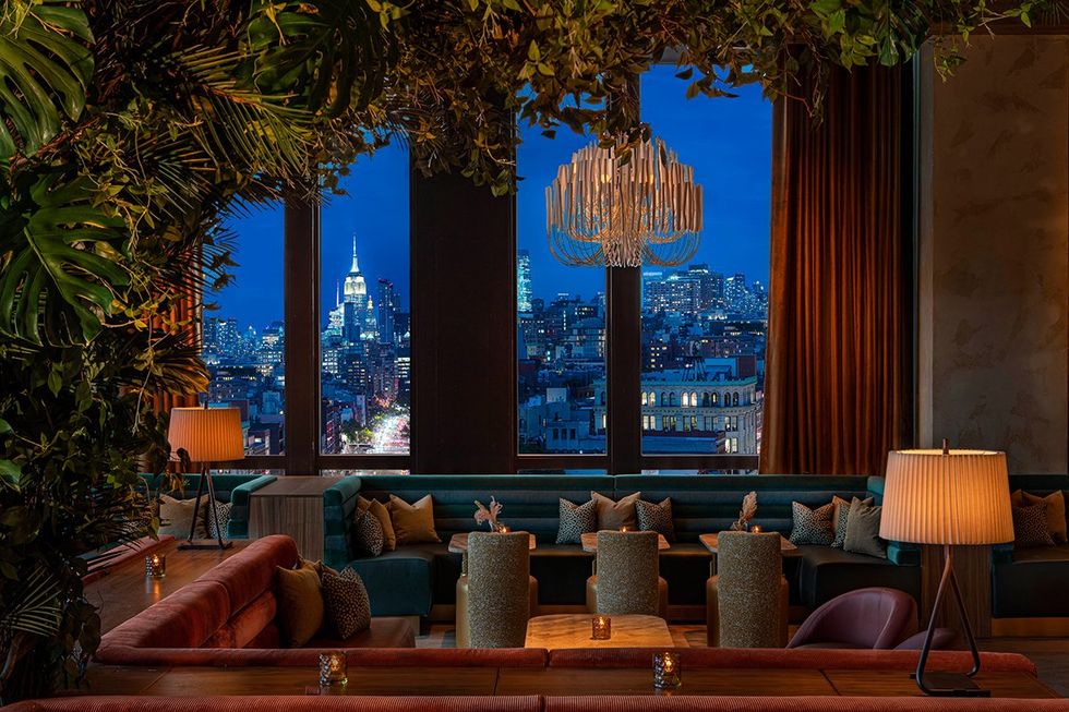 Sky High Pride: Unveiling New York City\u2019s Top LGBTQ-Friendly Rooftop Bars
