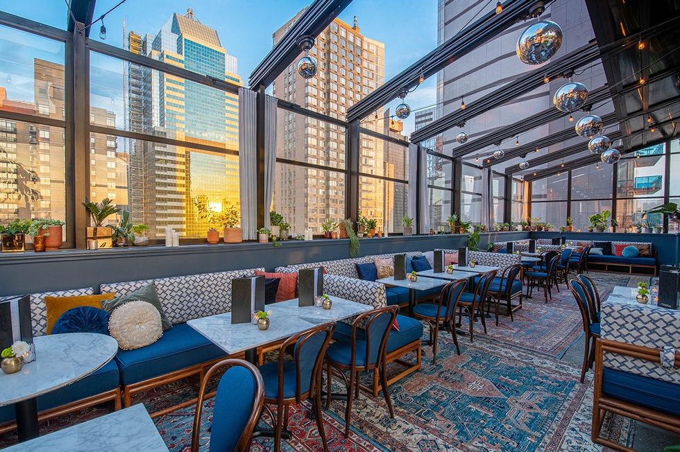 Sky High Pride: Unveiling New York City\u2019s Top LGBTQ-Friendly Rooftop Bars