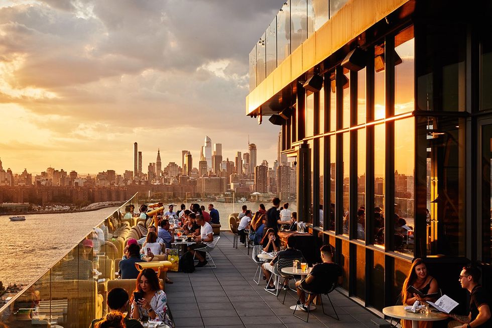 Sky High Pride: Unveiling New York City\u2019s Top LGBTQ-Friendly Rooftop Bars