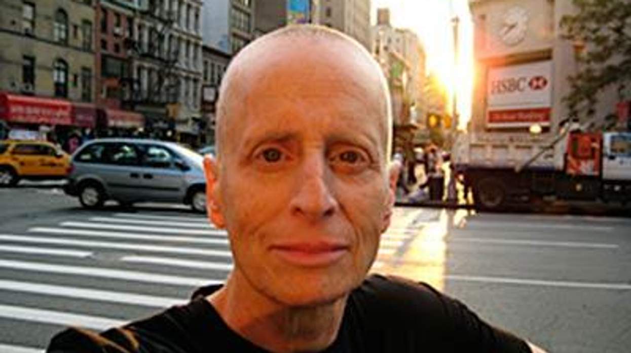 Small_selfportrait_sunx400